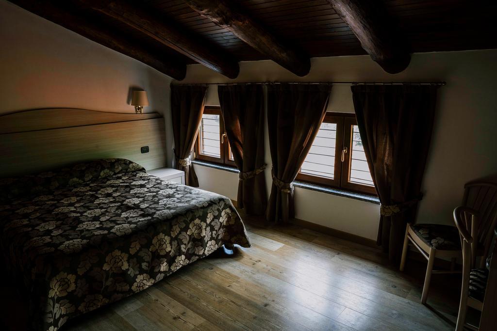 Agriturismo Cascina Del Vai Cairo Montenotte Exteriör bild