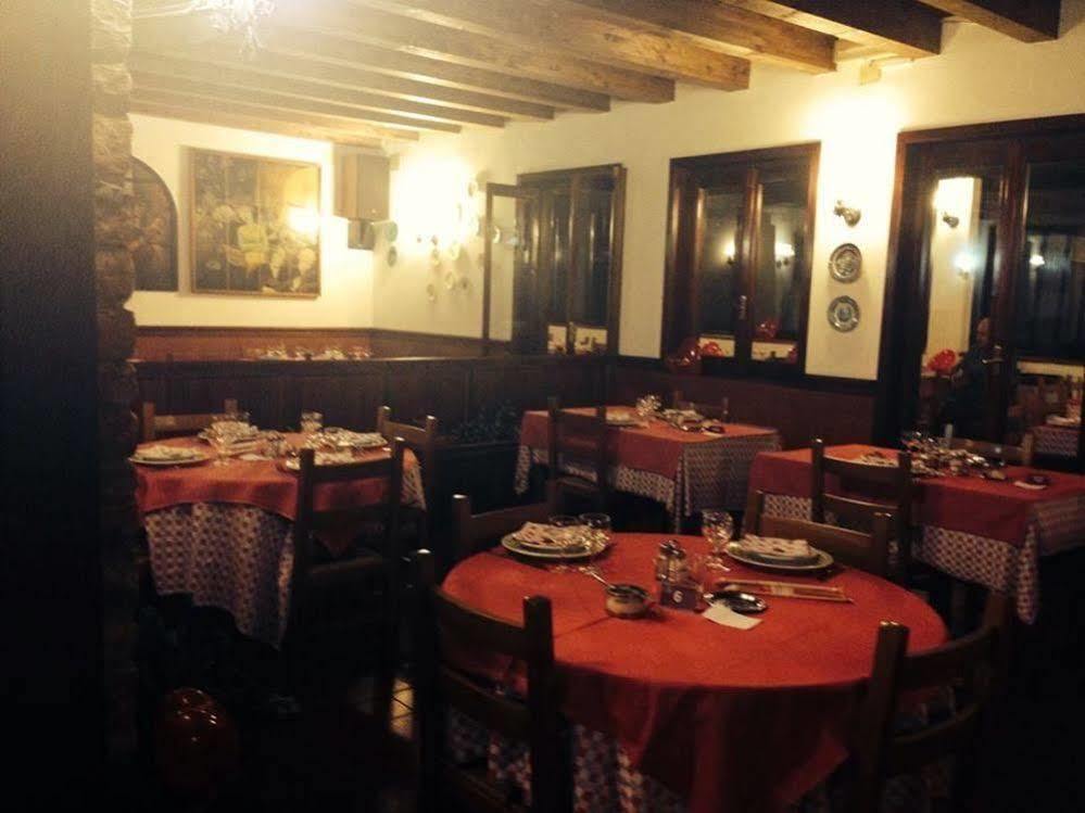 Agriturismo Cascina Del Vai Cairo Montenotte Exteriör bild