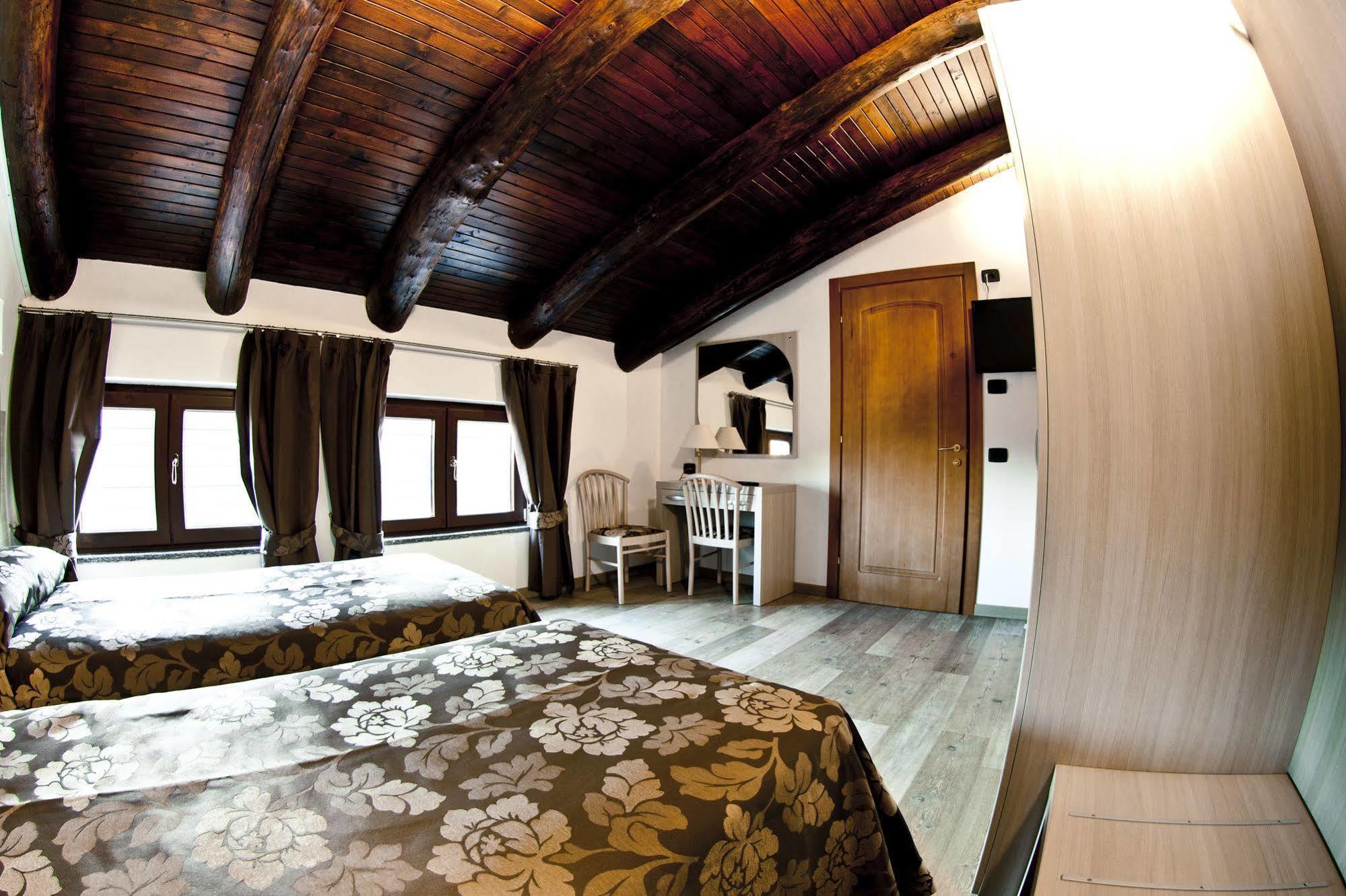 Agriturismo Cascina Del Vai Cairo Montenotte Exteriör bild