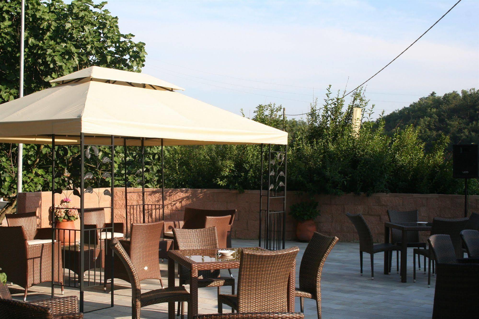 Agriturismo Cascina Del Vai Cairo Montenotte Exteriör bild